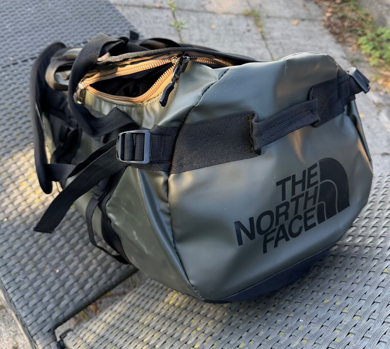 North Face Borse: North Face Duffel Bag Tasche, Gr. S – Nuovo (secondo la descrizione) da Walchwil venduto da BackstageBruder 2