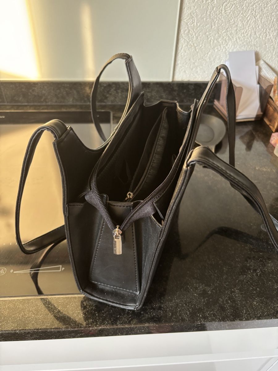 Gucci Borse da donna: Gucci Handtasche schwarz neu – Nuovo (secondo la descrizione) da Hombrechtikon venduto da ufpasse 3