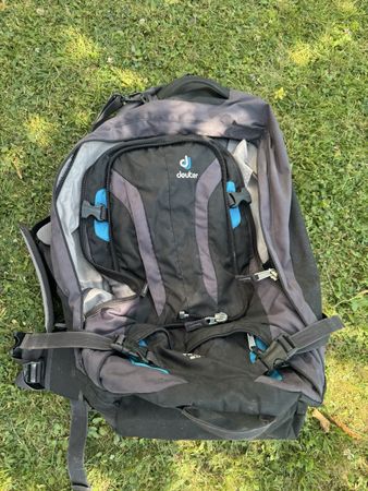 Deuter Traveller 50+10 SL Reiserucksack – 60 Liter 