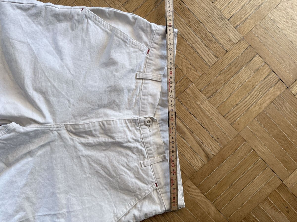 Carhartt Pantaloni: Carhartt Shorts, Beige – Usato da Schafisheim venduto da AargauReLoved 2