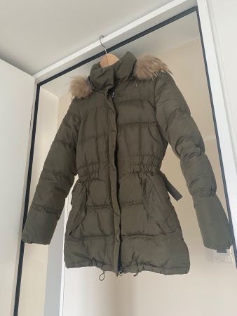 Schöne Winterjacke / 90% Daune