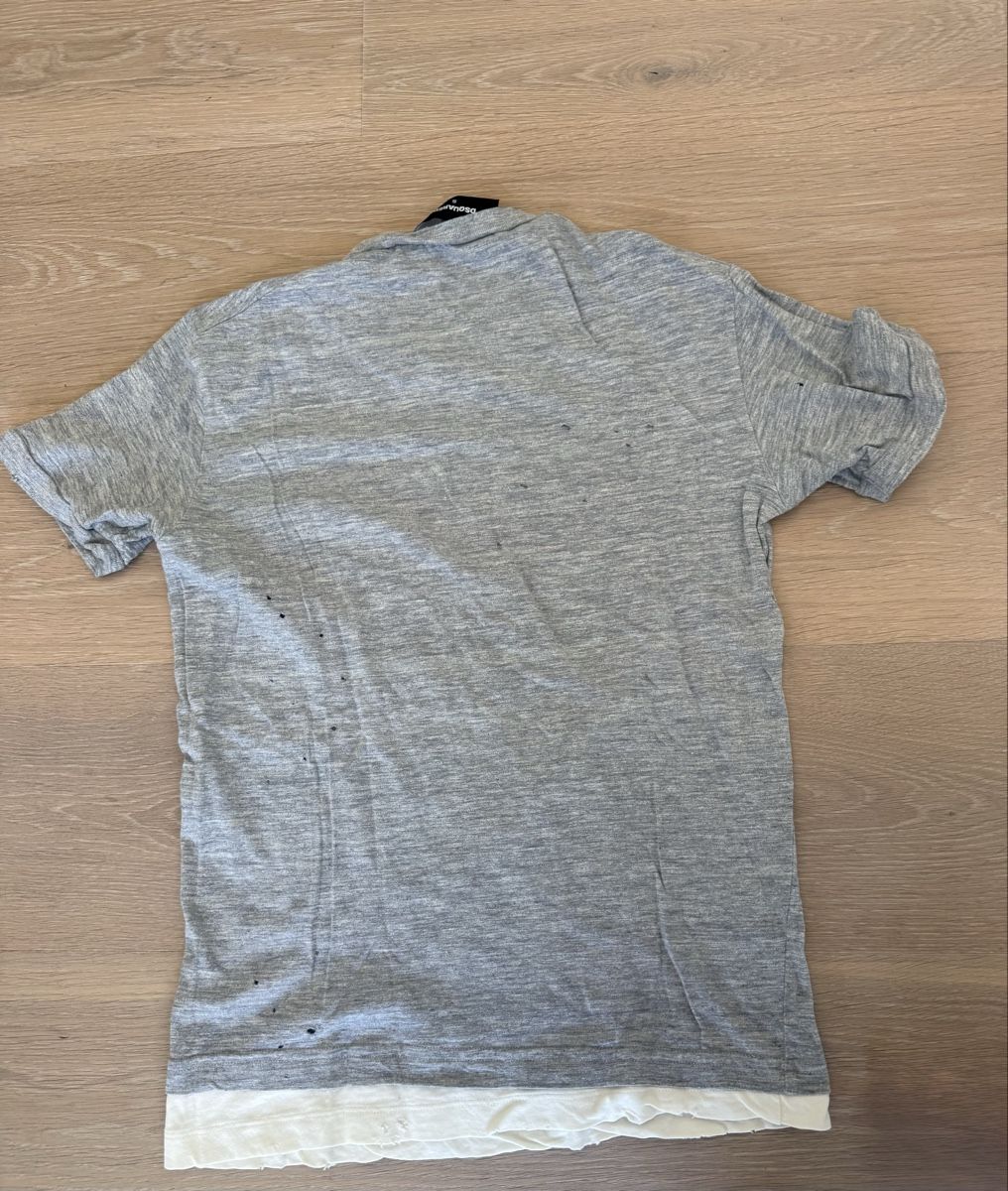 Dsquared2 T-Shirts: Dsquared2 Grey Pink Logo T-Shirt Size S – Gebraucht aus Zug von Beolingus22 1
