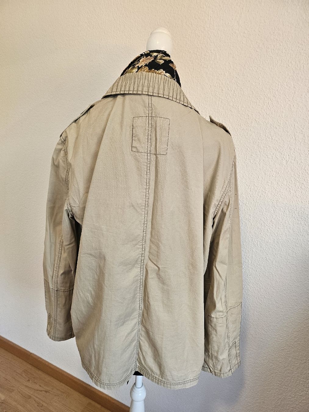 Giacche: Leichte Jacke GREY CONNECTION Khaki M  – Usato da Degersheim venduto da wul_5vdb 1