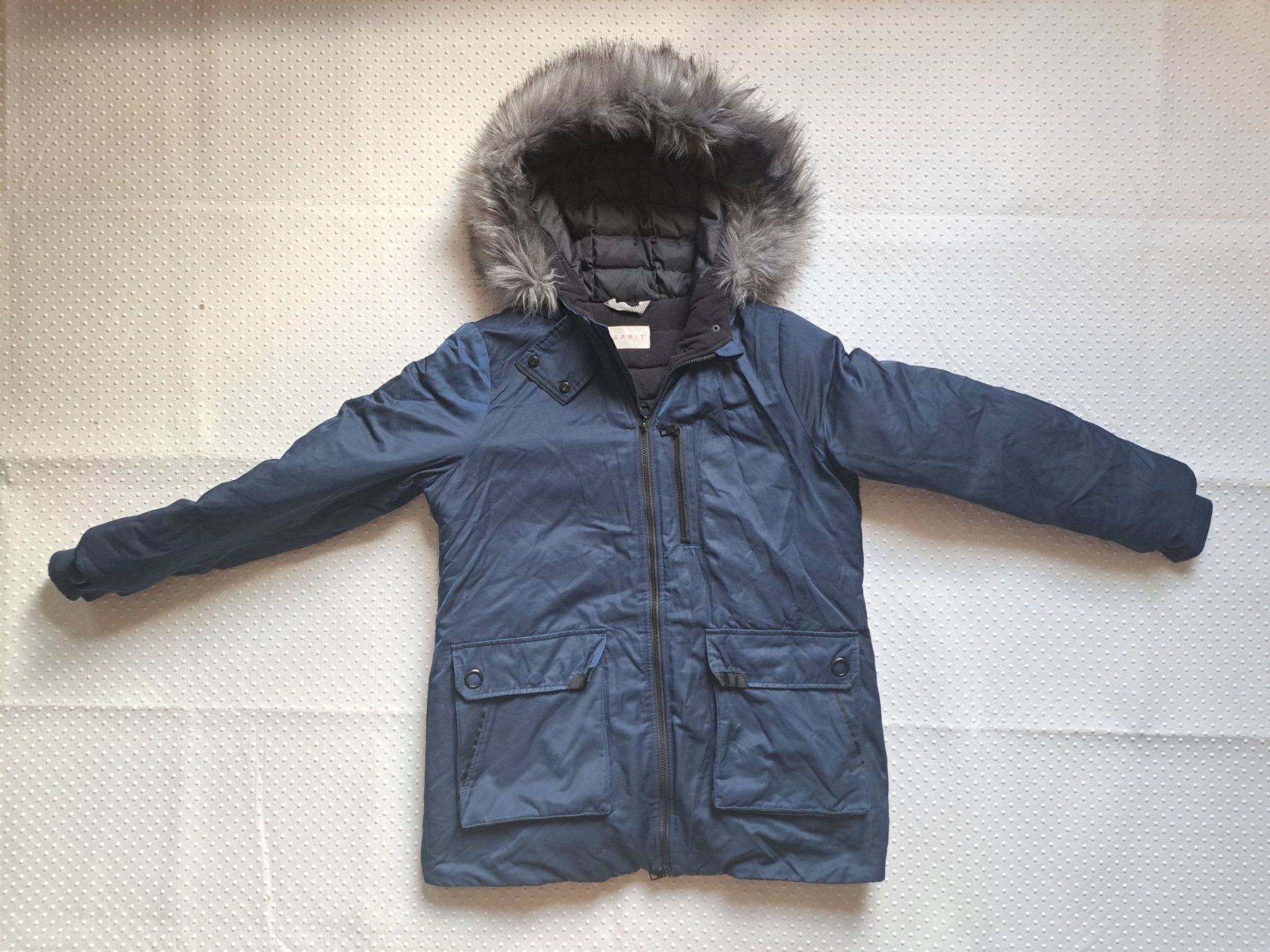 Esprit Giacche: ESPRIT Daunenjacke Winterjacke Grösse M warm – Nuovo (secondo la descrizione) da Gysenstein venduto da joshuas81