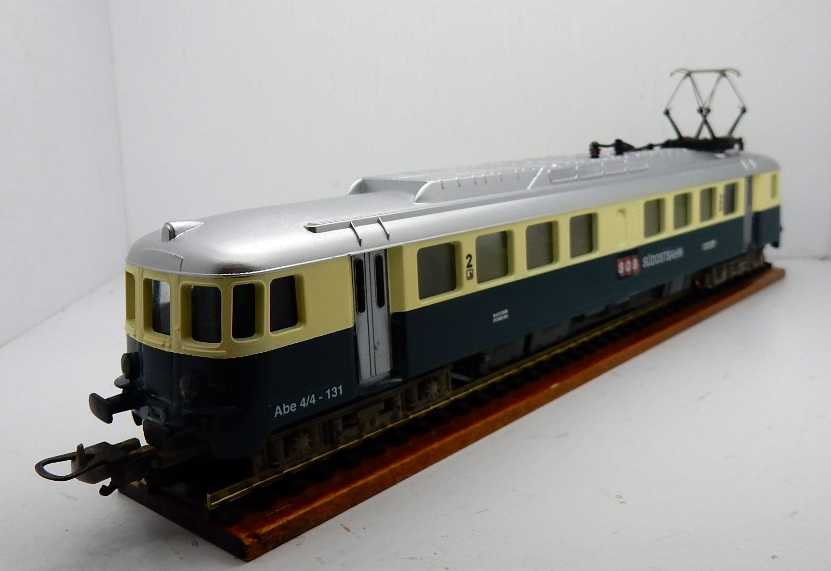 Lima Modellini di ferrovie: HO - "SOB" Südostbahn - Motrice RBe 4/4 – Usato da Locarno venduto da Gudrun2 3