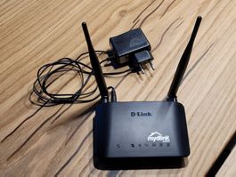 D-LINK Cloud Router N300 (DIR-605L) - wie NEU