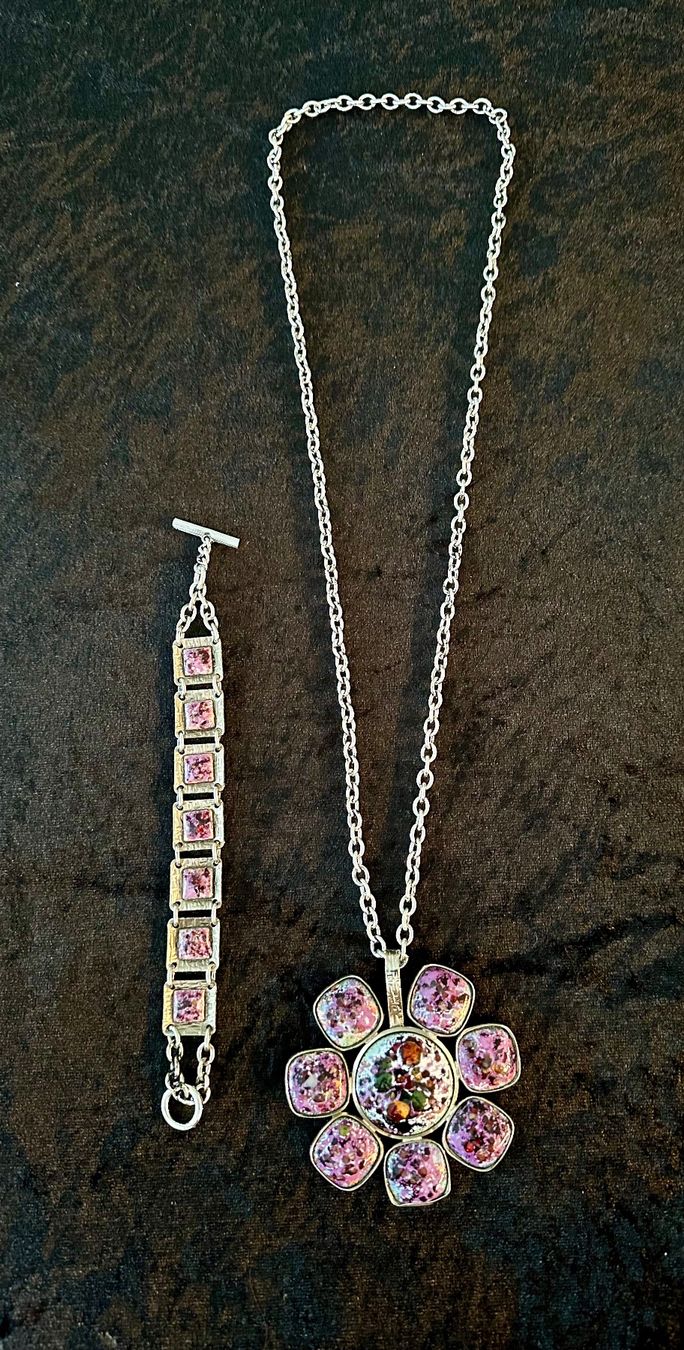 Altri gioielli: Schmuckset mit Emaille-Anhänger, Vintage – Usato da Wallbach venduto da paxnic