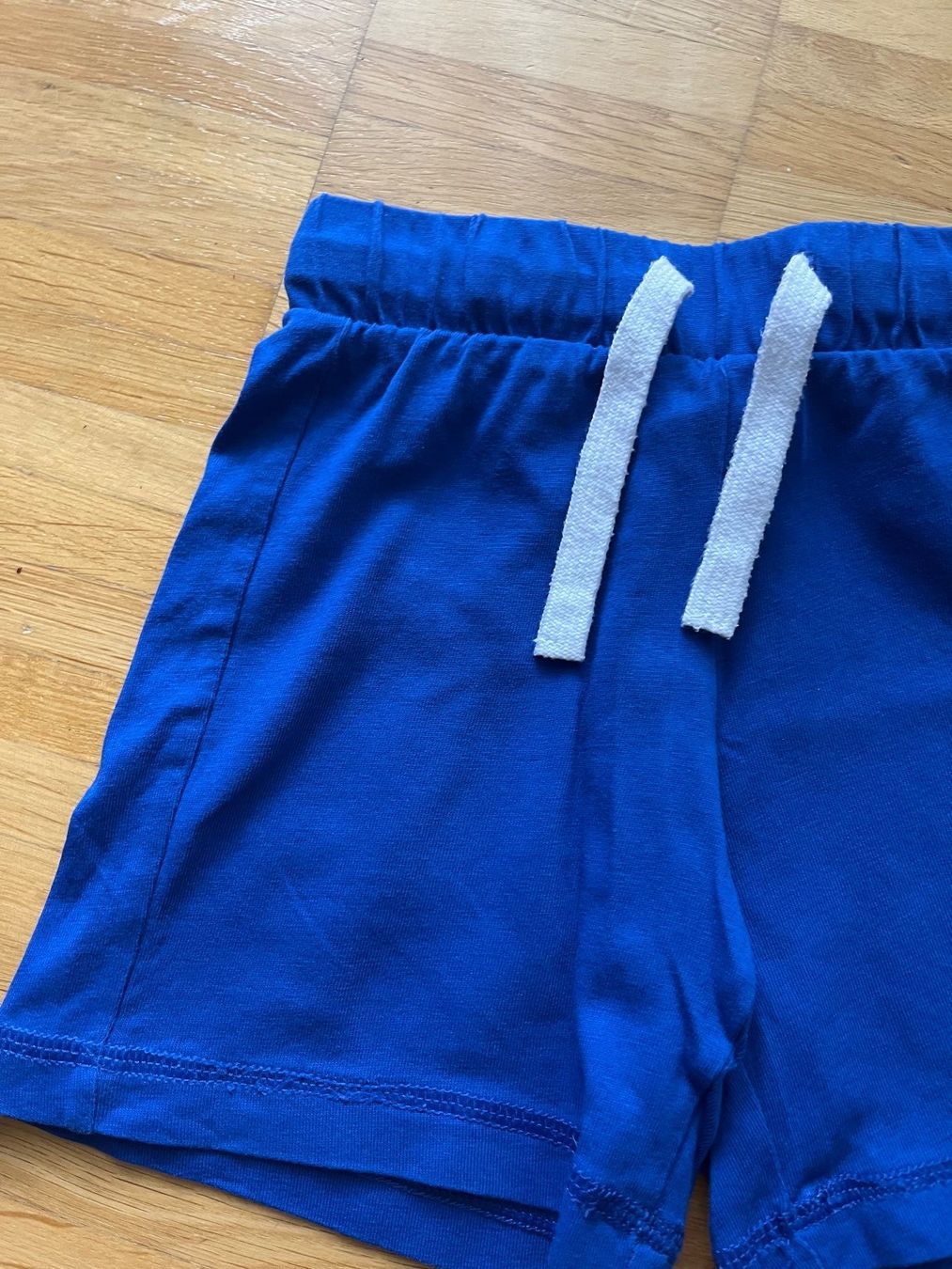Benetton Hosen: Benetton Shorts Gr. 90 – Gebraucht aus Jona von Good_luck1_ 1