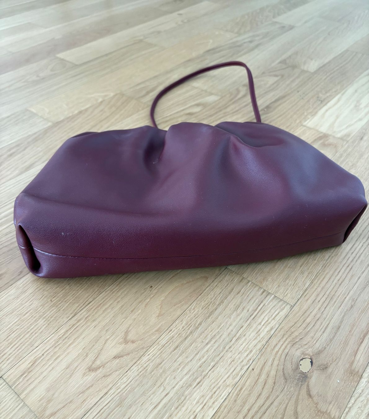 Sacs femmes: Dunkelrote Handtasche in Lederoptik – D'occasion à Dübendorf par SophieNadine1 3