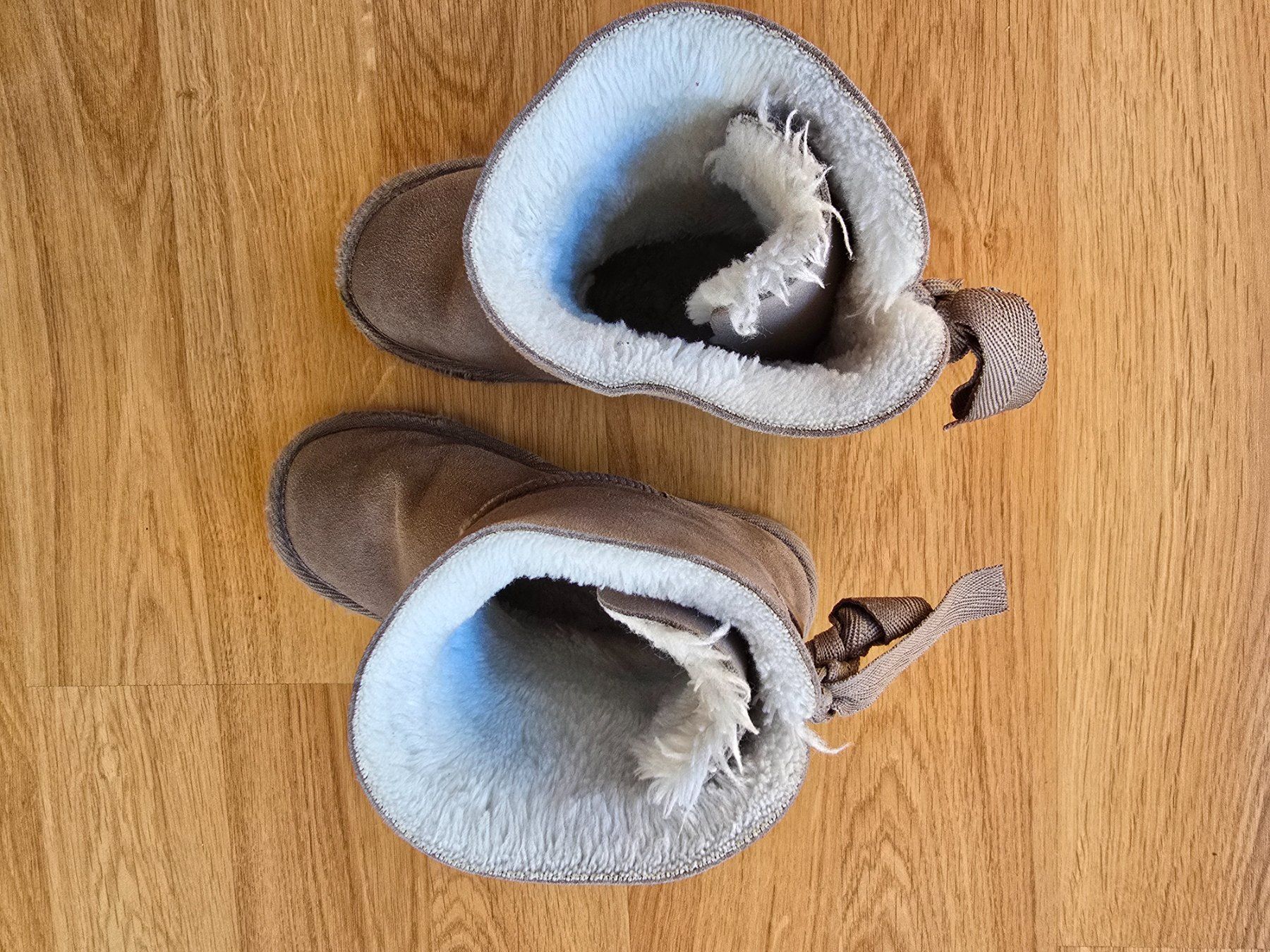Scarpe per ragazze: Schuhe Gr. 32 – Usato da Büttikon AG venduto da Amineah 2