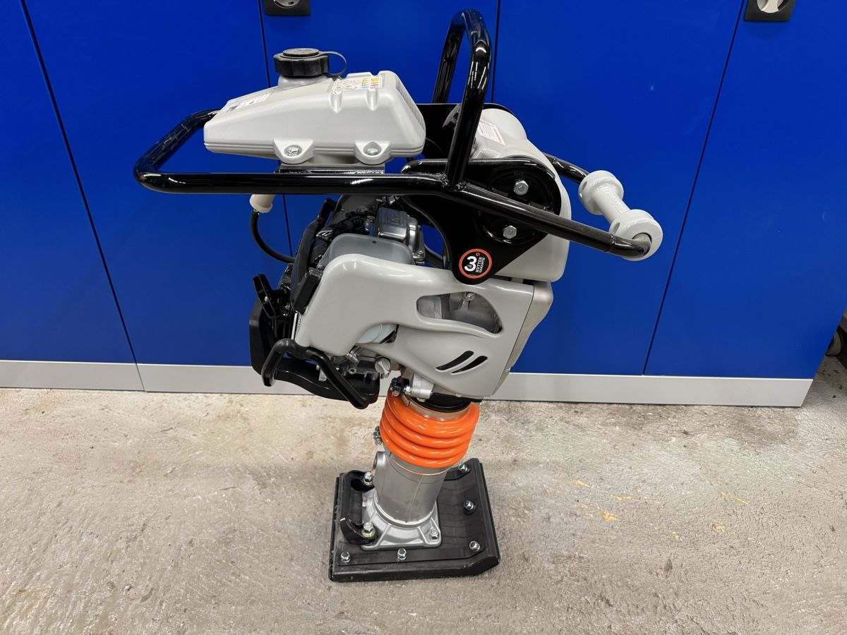Hutter Escavatori: Hutter Mikasa T60 Grabenstampfer – Usato da Buchs SG venduto da werk96 1
