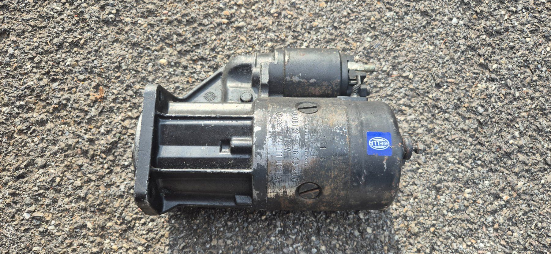 Volkswagen Tutti pezzi di ricambio auto: VW Golf 1 Anlasser Automatikgetriebe. – Usato da Riggisberg venduto da Mahali04