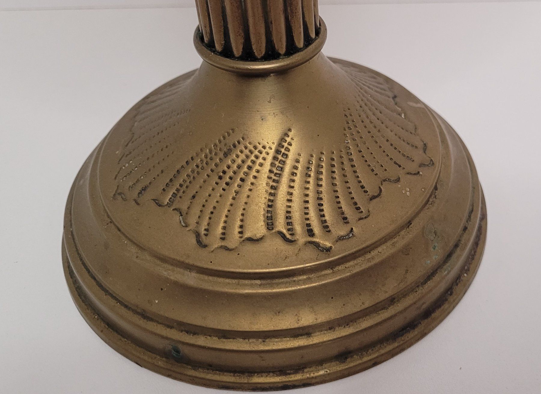 Lampade: Ancienne lampe à huile – Usato da Rocourt venduto da PapyCH 2