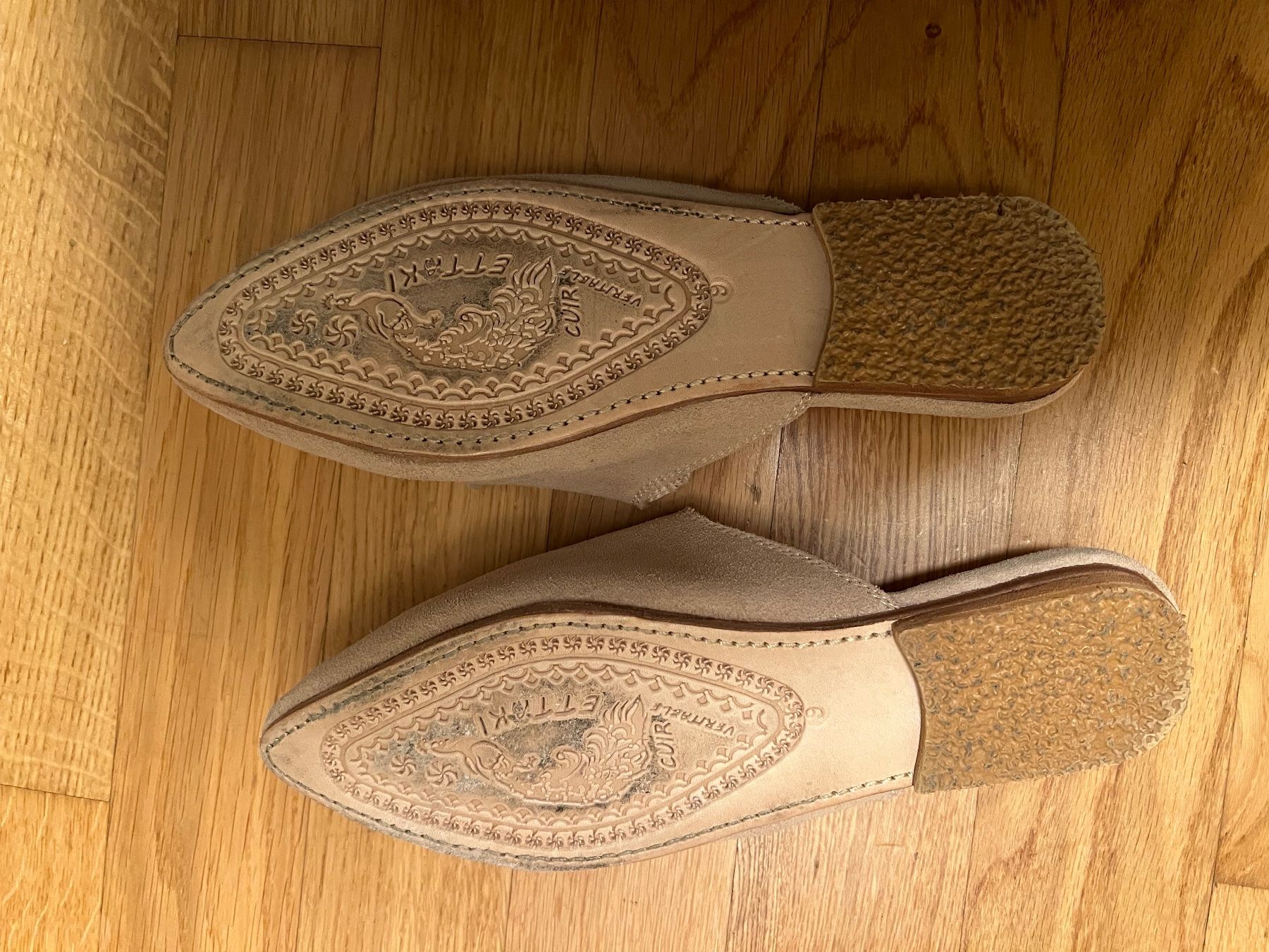 Scarpe da donna: Damenschuhe Grösse 39 Beige – Usato da Münchenbuchsee venduto da jes_hyd9 1