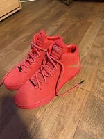 Nike LeBron Herren Sneaker rot Grösse 42.5 nahezu neuwertig