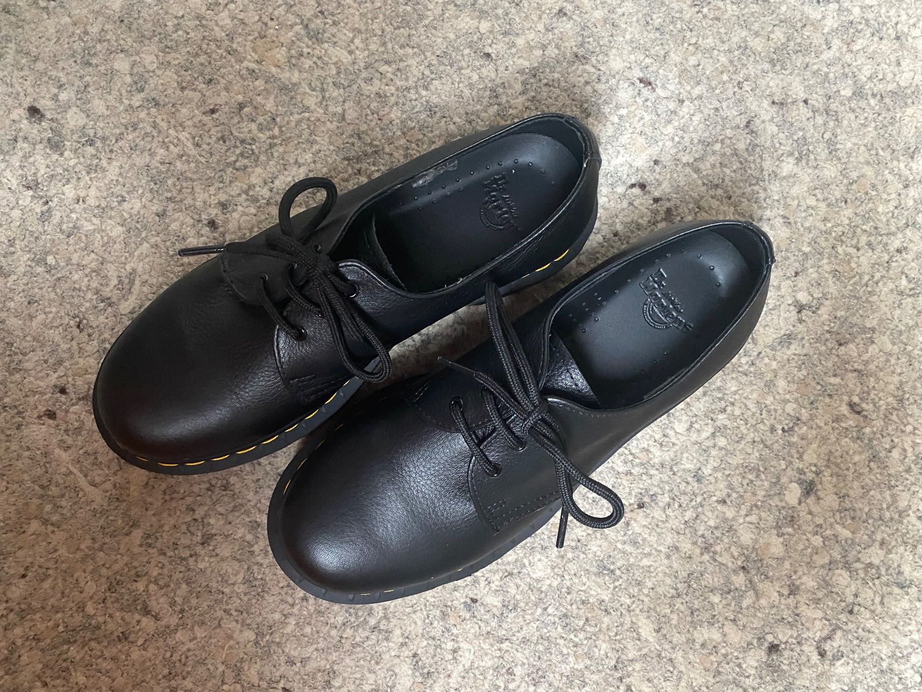 Dr. Martens Damenschuhe: Dr. Martens 1461Kollektion, schwarz, Gr. 39 – Neu und originalverpackt aus Wattwil von edel88 1