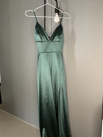 Windsor Emerald Green Formal Dress, Size Small! 👗