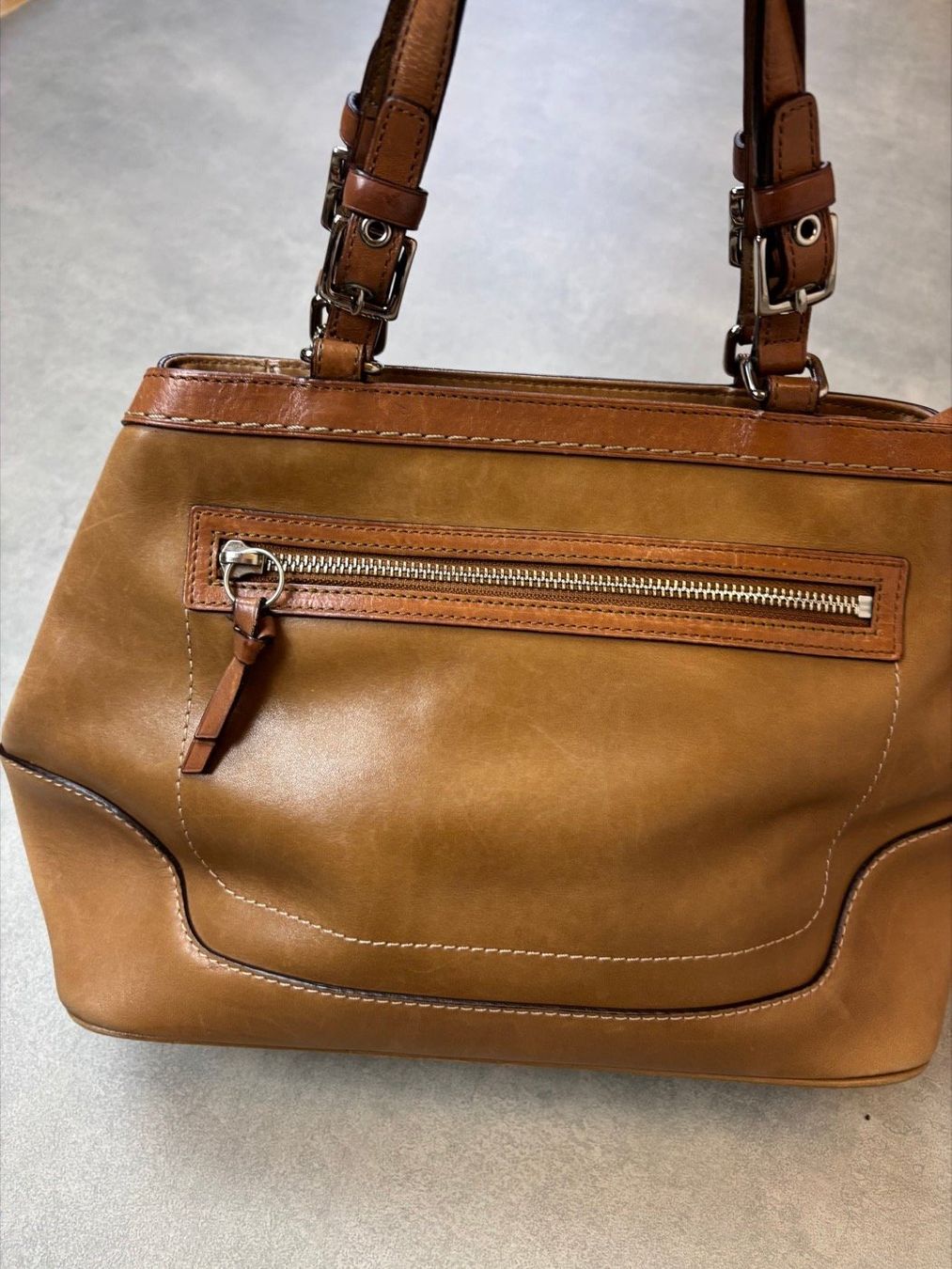 Coach Borse da donna: Coach Leather Shoulder Bag – Usato da Tägerwilen venduto da Akh.Boutique 4