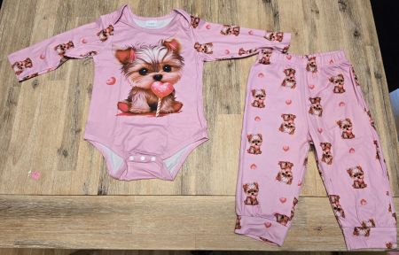 Baby Set Body Hose Hund Motiv rosa Grösse 62 neuwertig