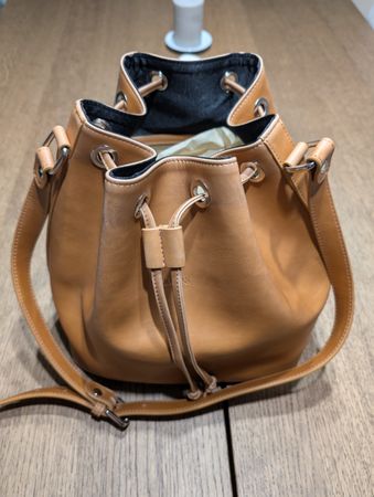 YEMOCEAN Handtasche Huna, veganes Maisleder, camel-beige