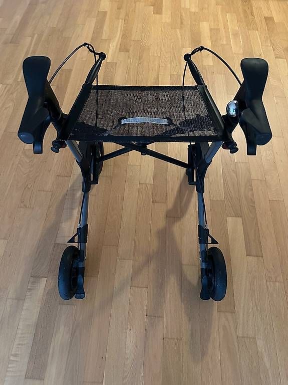 Ausili per la deambulazione: Topro Troja 2G M schwarz, neuwertig – Usato da Zürich venduto da a25_vj72 2