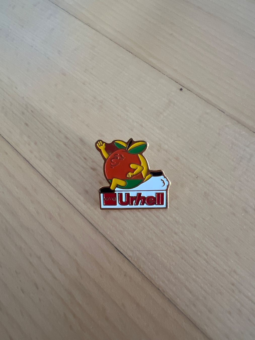 Plaquettes & Badges: Urhell PIN‘s – D'occasion à Ottenbach par siiinnaa_77 1