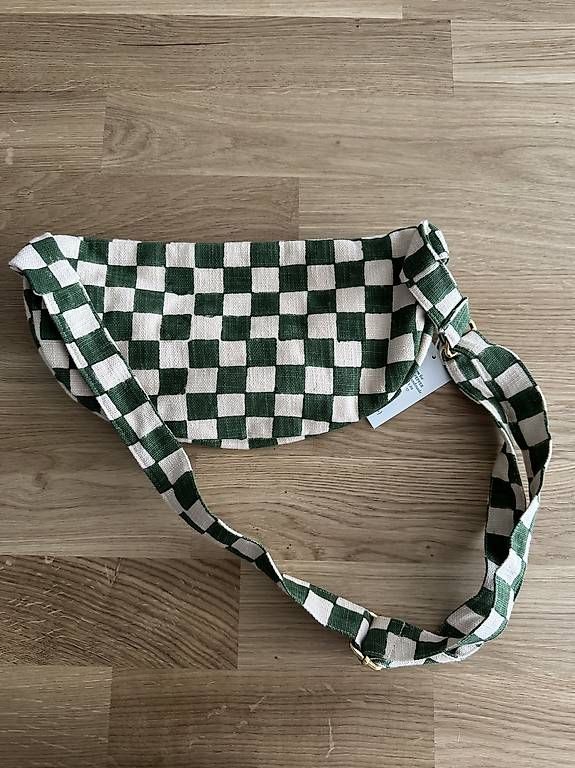 Sacs: Lili Pepper Bauchtasche – D'occasion à Solothurn par Juliasju 2