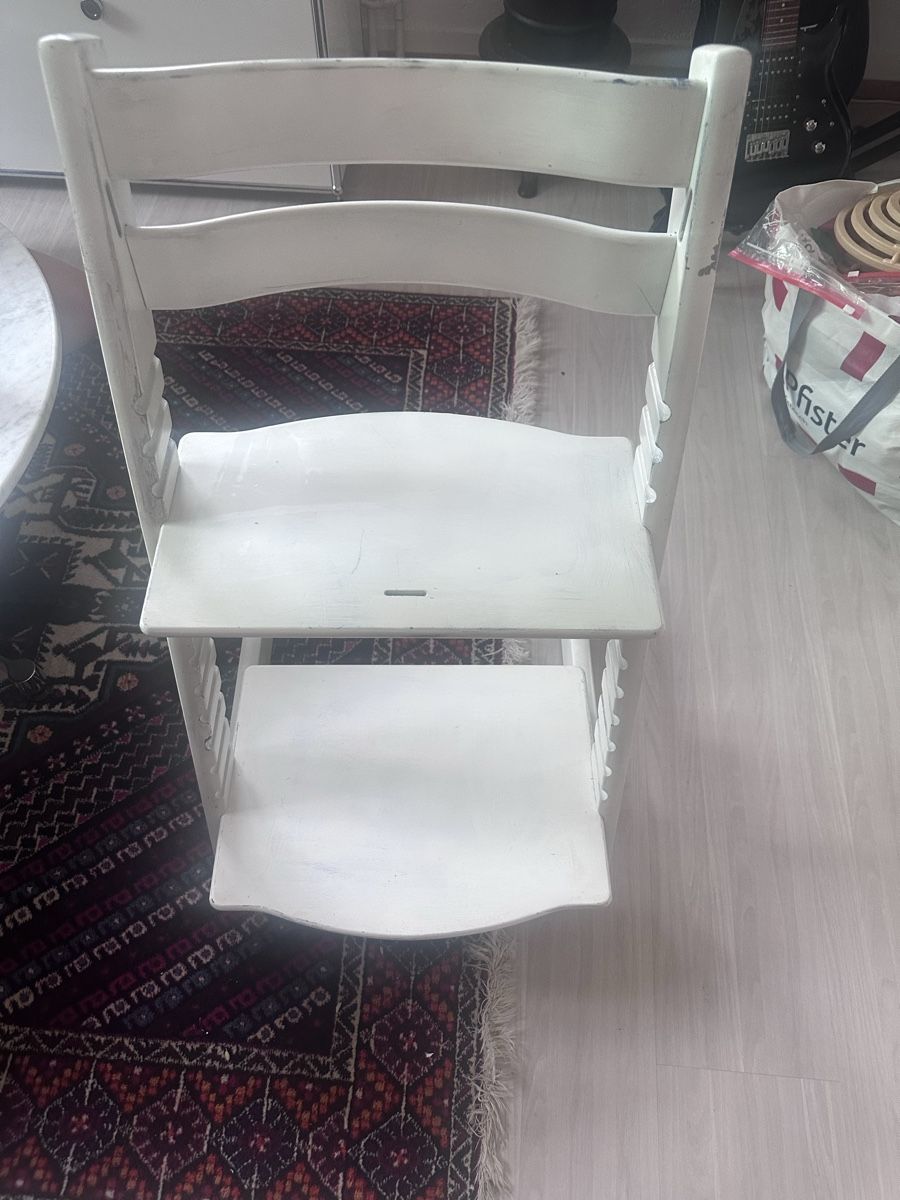 Stokke Sedie: Stokke Tripp Trapp Kinderstuhl  – Usato da Oberwil BL venduto da Nileferd