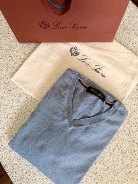 Loro Piana Maglioni & Felpe: Loro Piana Herren-V-Ausschnitt-Pullover-100% Cashmere – Nuovo (secondo la descrizione) da Dübendorf venduto da kerstinbrisbane