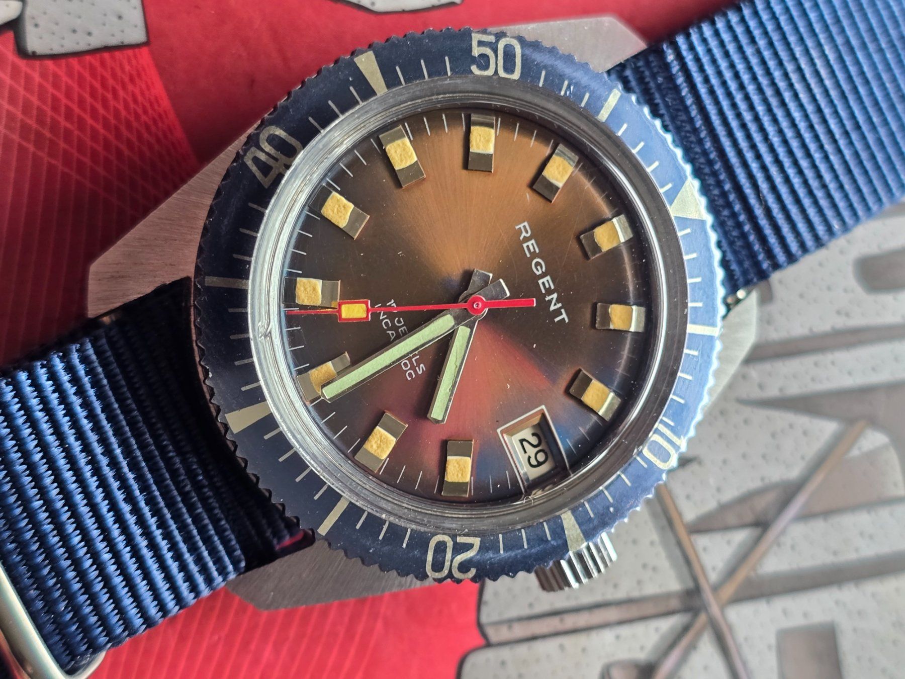 Orologi: 671 Regent Taucher  Date  HA – Usato da Muri AG venduto da Corredor 9