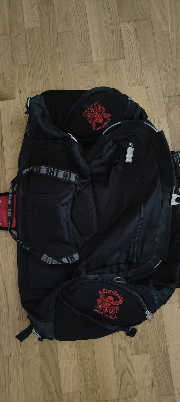 Borse: Live&Fight Duffel Bag Olimp Multifuncional – Usato da Unterentfelden venduto da igs_nj72 1