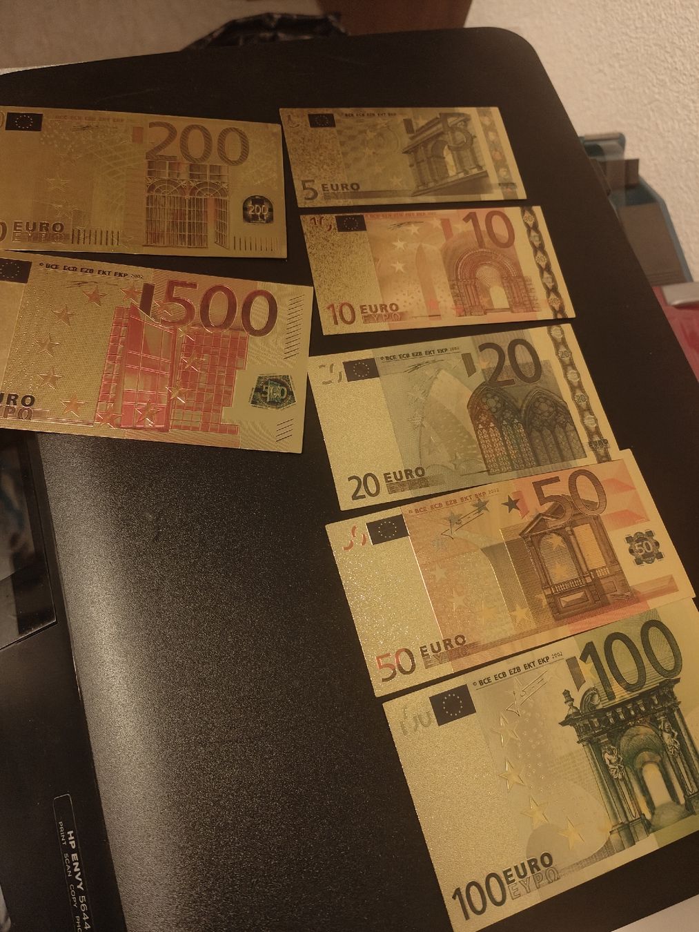Billets de banque: geld schein – Neuf avec emballage d'origine à Schöftland par magicX01