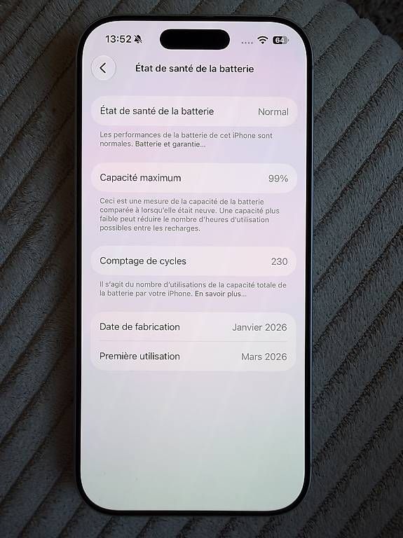 Telefoni cellulari / Smartphones: iPhone 17 white blanc 256 GB – Nuovo e nell'imballaggio originale da Genève venduto da tri_m6yc 1