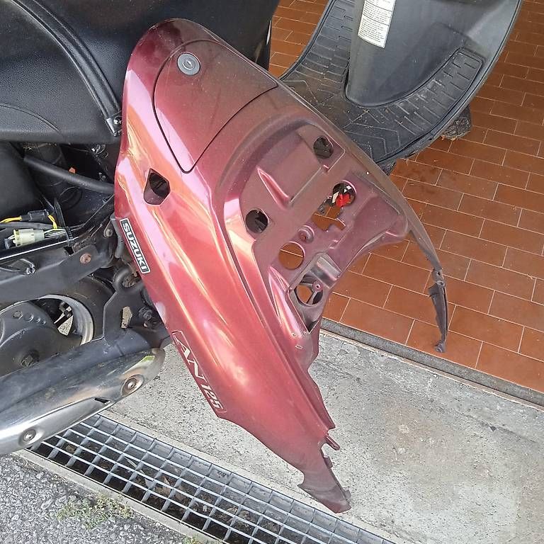 Scooter: Vendo scooter Suzuki – Usato da Agno venduto da MarcoC010203 2