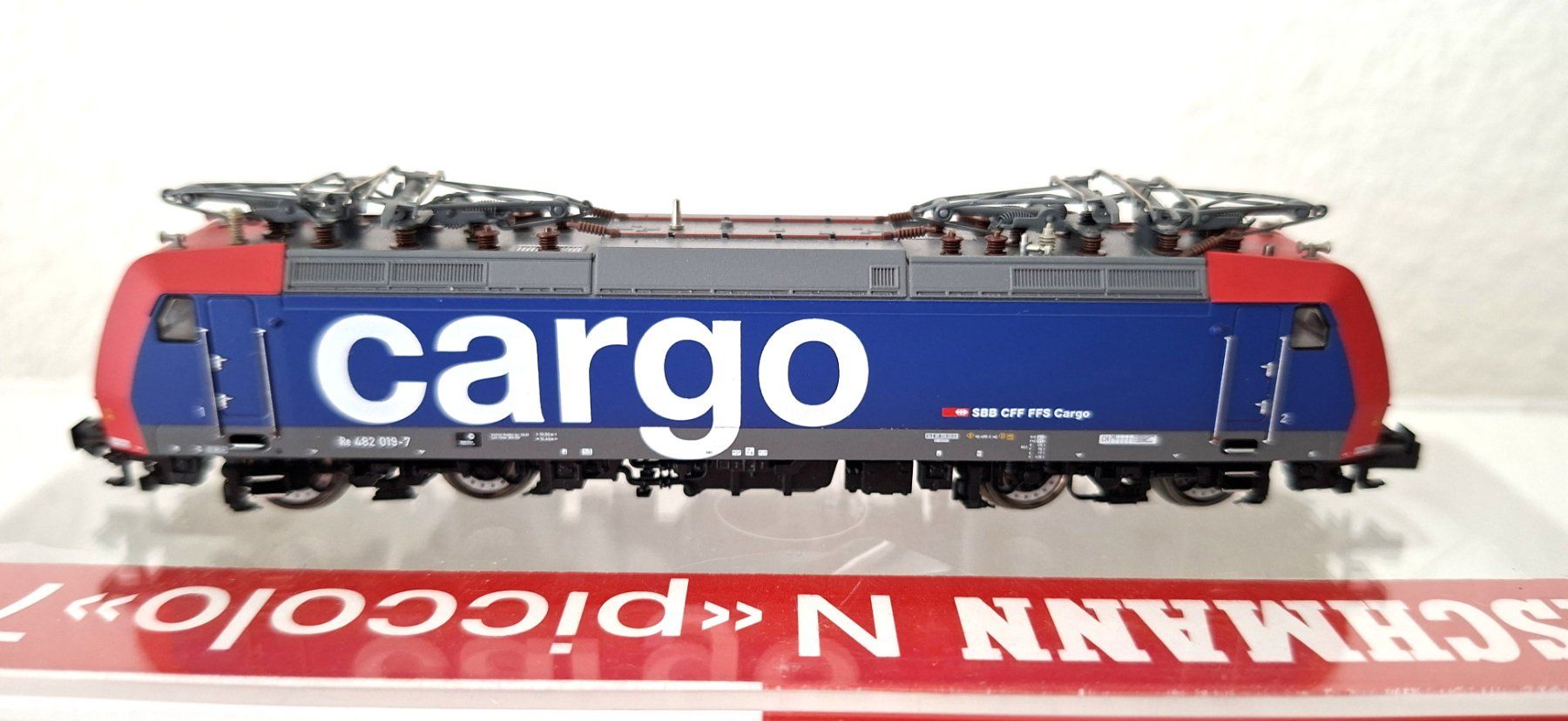 Fleischmann Modellini di ferrovie: Fleischmann Re 482 SBB " Cargo "  7386 – Nuovo e nell'imballaggio originale da Biberist venduto da Ntrains 2