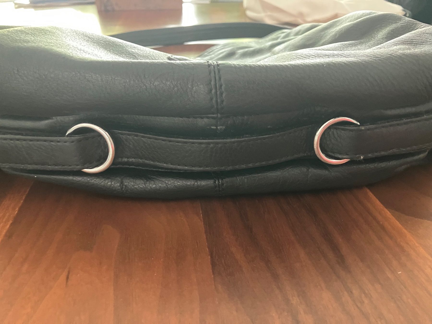 Tod'S Taschen für Damen: TOD'S Tasche Leder schwarz – Gebraucht aus Windisch von Lyudmila01 3