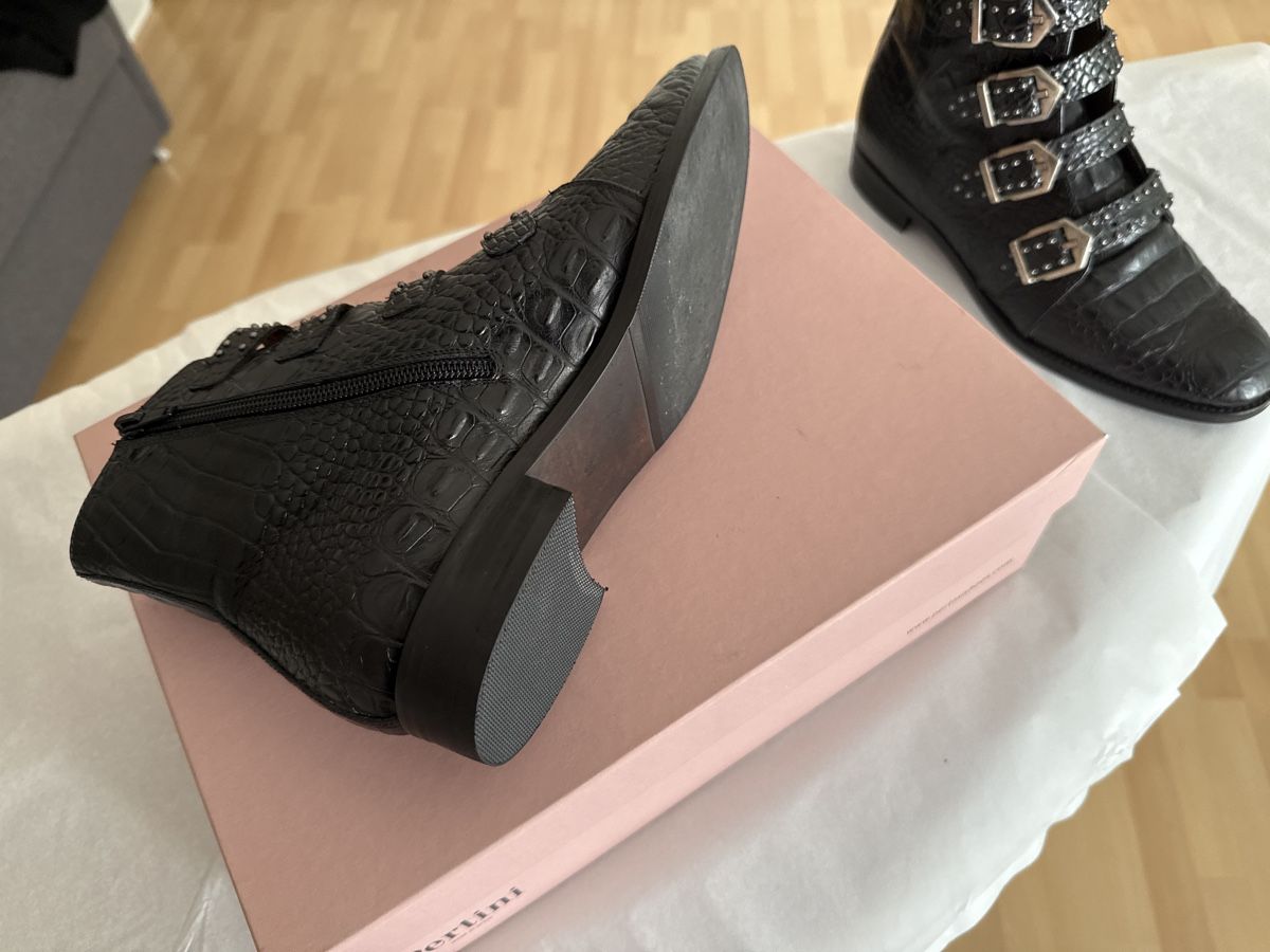 Scarpe da donna: Rockige Chelsea-Boots von Pertini – Nuovo (secondo la descrizione) da Geuensee venduto da Gagisi 3