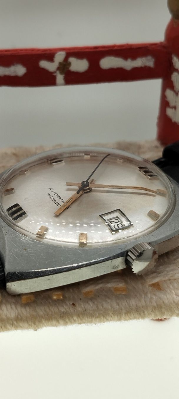 Orologi: Montre automatique – Usato da La Chaux-de-Fonds venduto da jac_9llg 5
