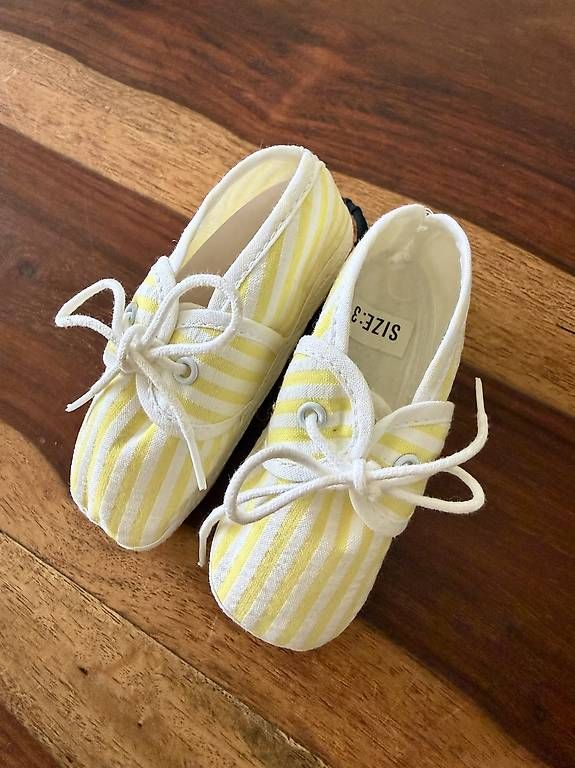 Schuhe für Jungen: Niedliche Babyschuhe – Neu (gemäss Beschreibung) aus Tägerwilen von lis_2gts