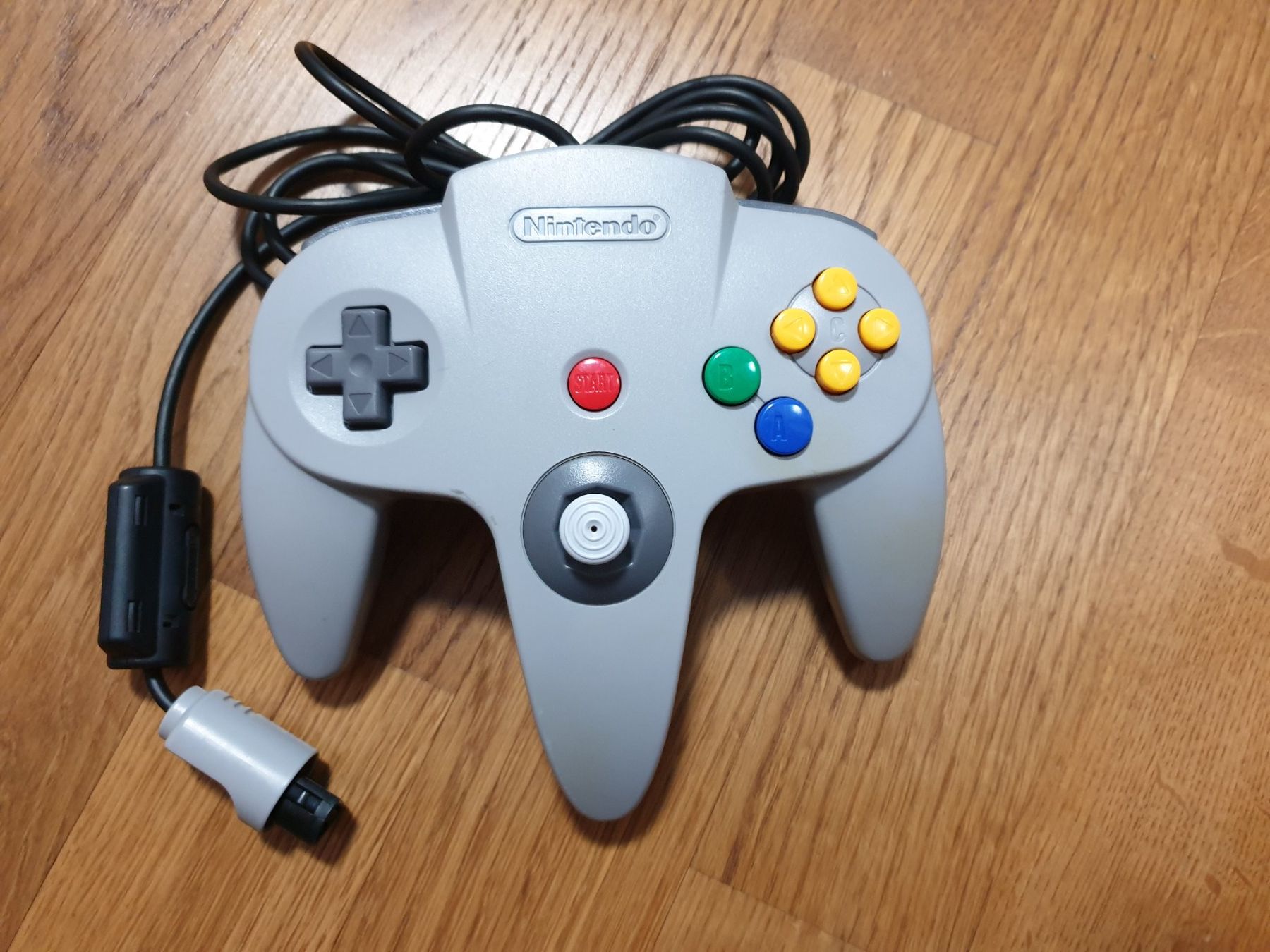 Controller: Originaler Nintendo N64 Controller grau – Usato da Rain venduto da Laupia