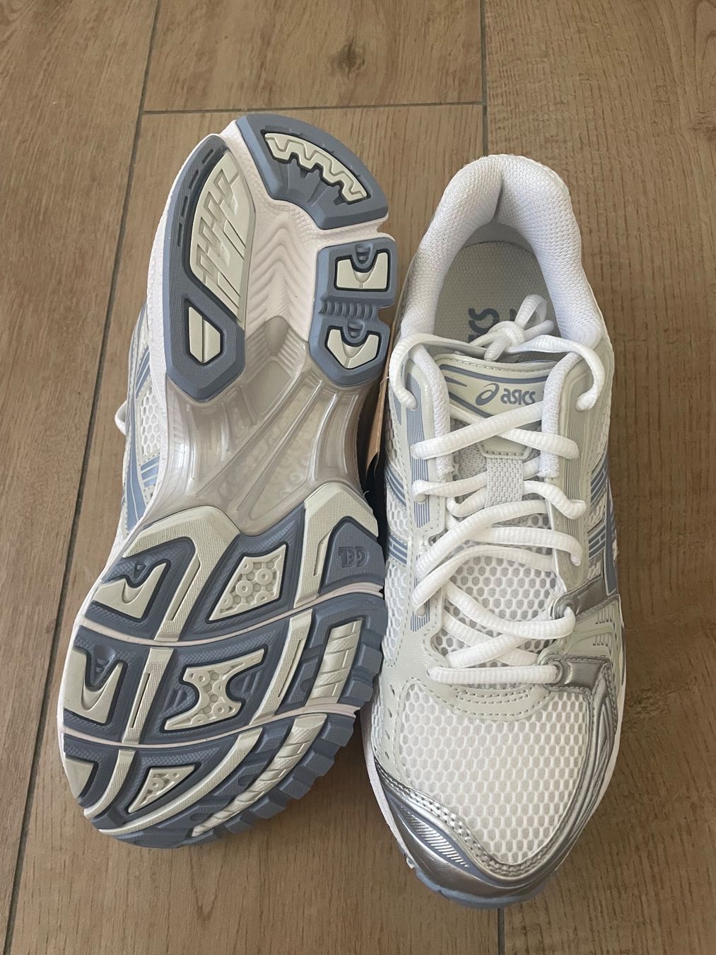 Asics Scarpe da donna: Asics Gel-Kayano Gr. 40.5 NEU – Nuovo e nell'imballaggio originale da Waltenschwil venduto da hansnine 4