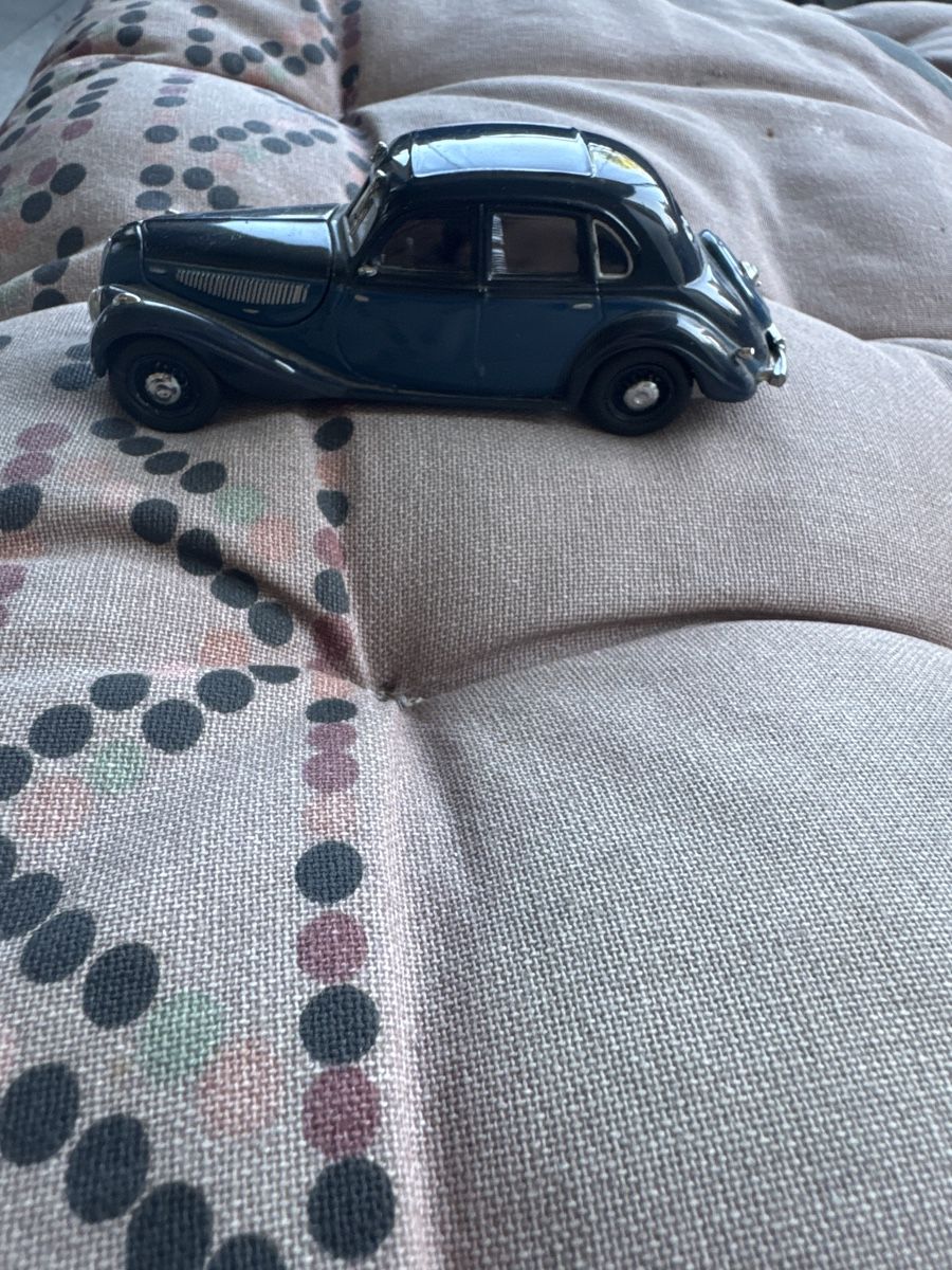 BMW Voitures modèles: BMW 305 Modellauto – D'occasion à Siebnen par Micha1307
