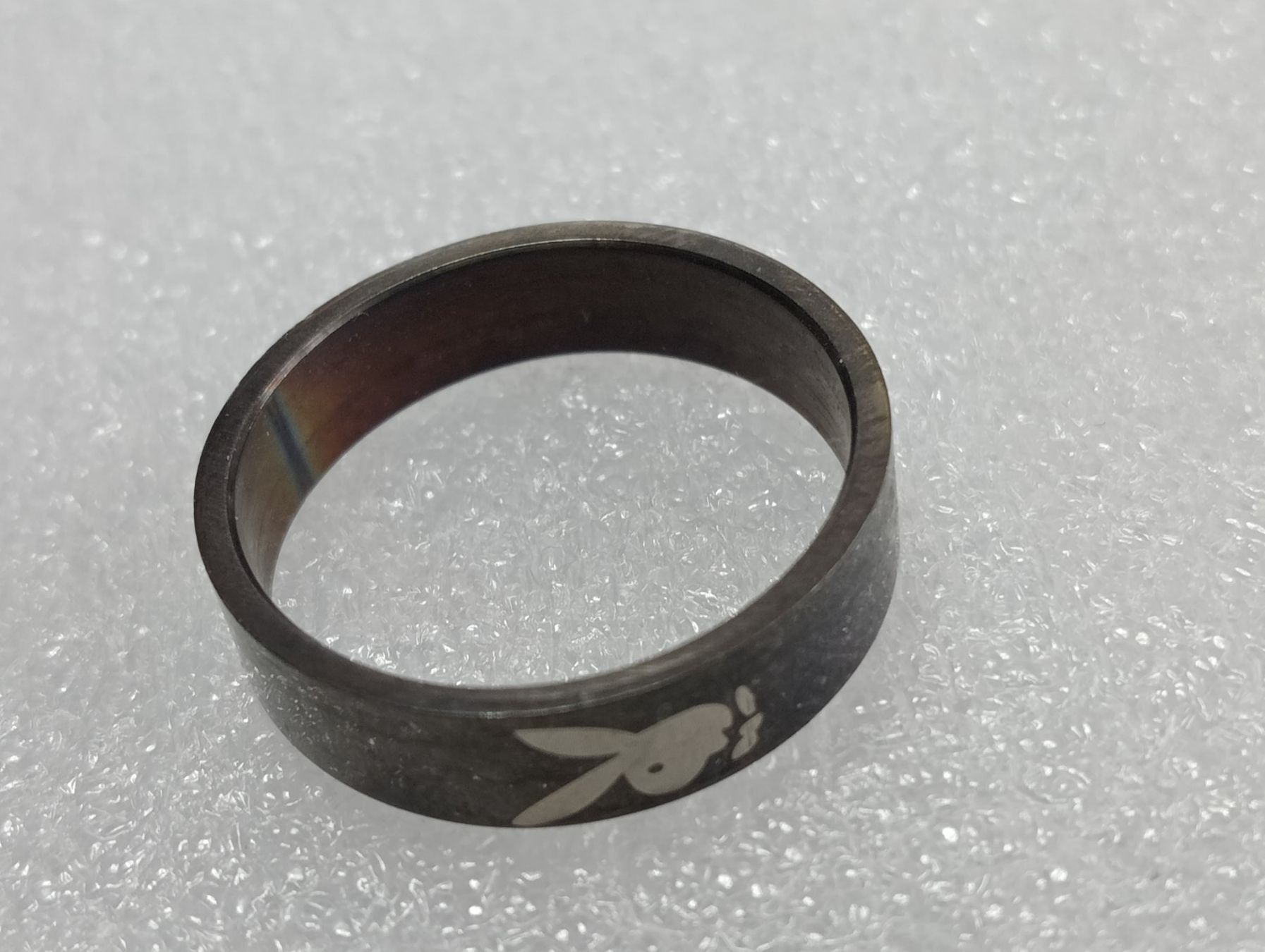 Ringe: Schöne Leicht Ring, schwarz Farbe – Neu (gemäss Beschreibung) aus Zürich von sendbad