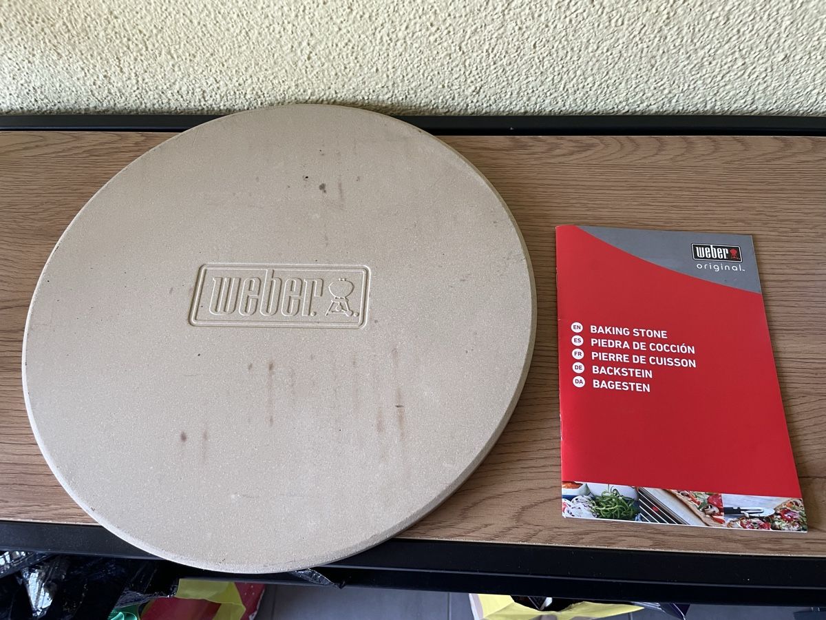 Piatti di portata: Weber Pizzastein / Backstein Original mit Anleitung – Usato da Adligenswil venduto da alessandro2007