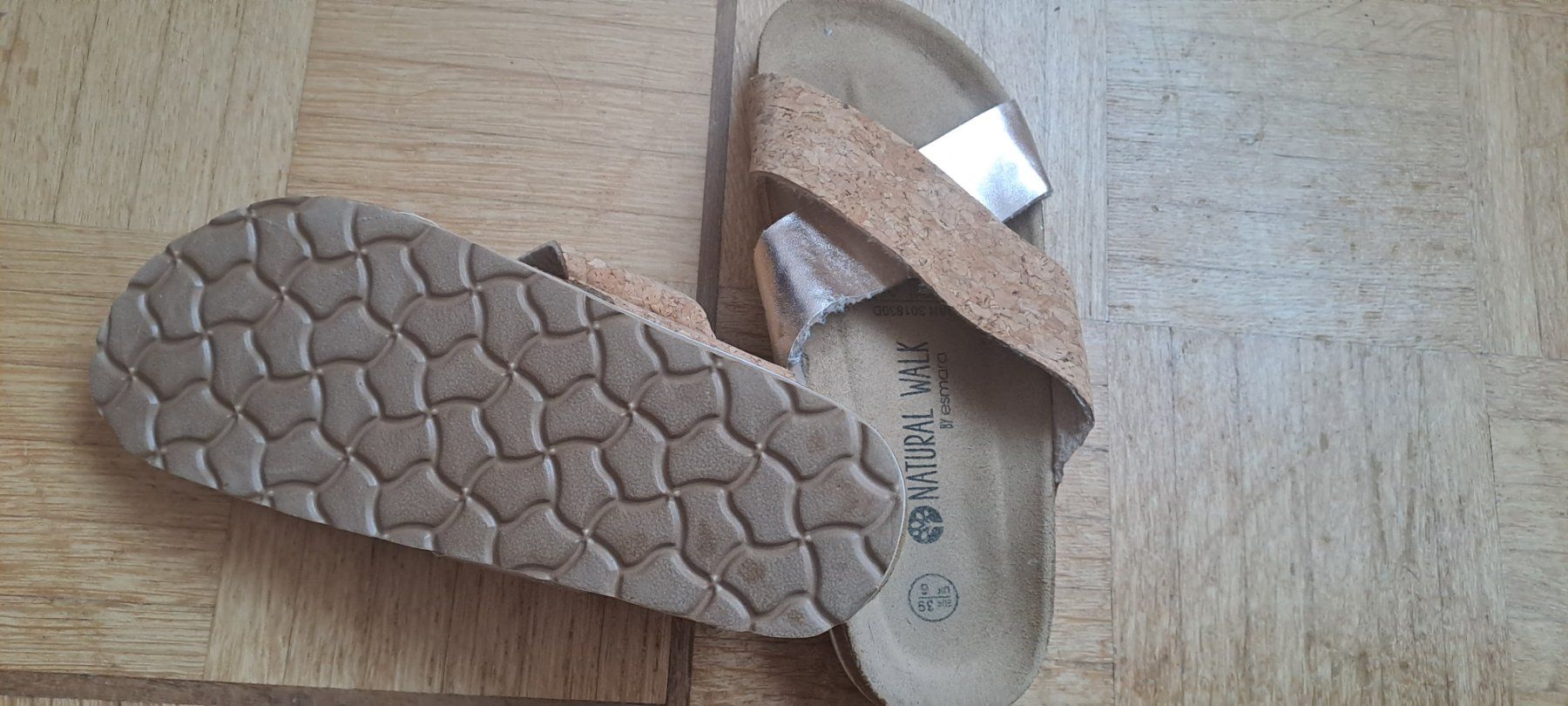 Scarpe da donna: Hausschuhe Kork – Usato da Kehrsatz venduto da bri_vpf2 2