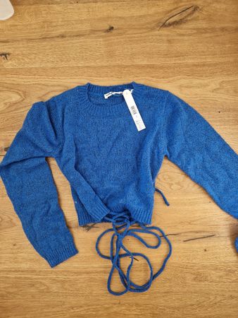 Crop Pullover royalblau zum Binden