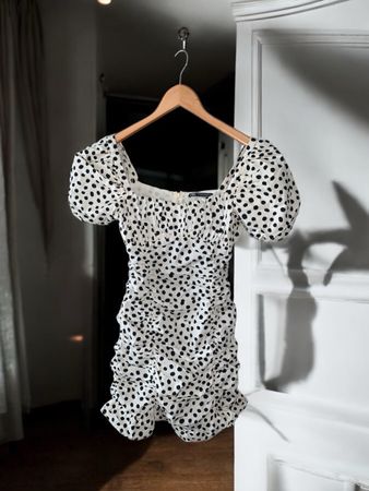 Zara Sommerkleid weiss mit schwarzen Punkten Gr. XS