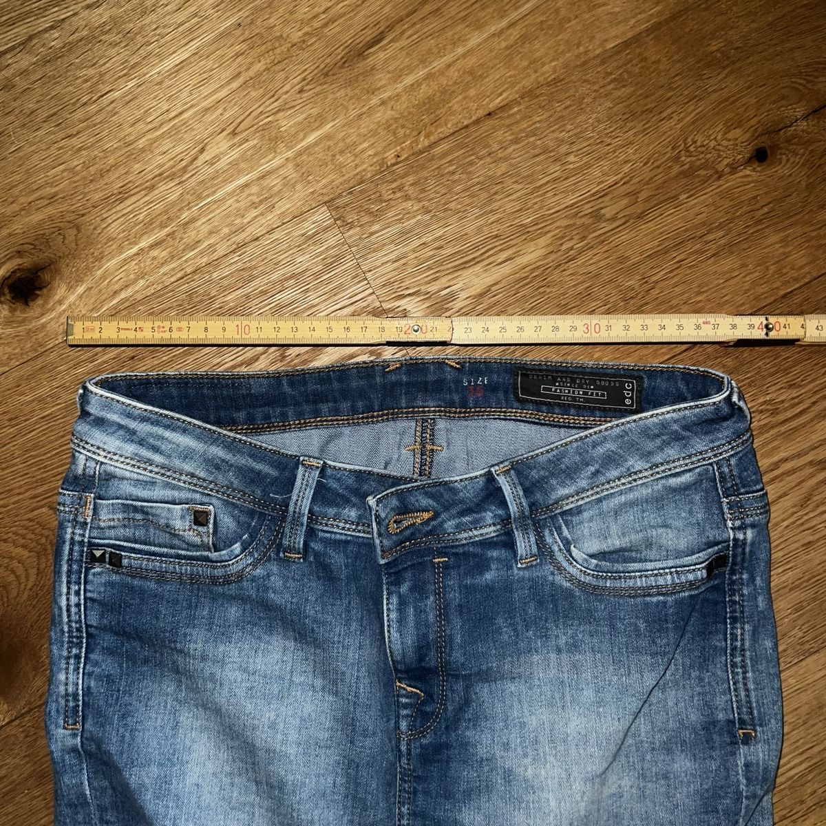 Esprit Jupes:  Jeansjupe edc – Neuf (Voir description) à Chur par noe_mh8b 2