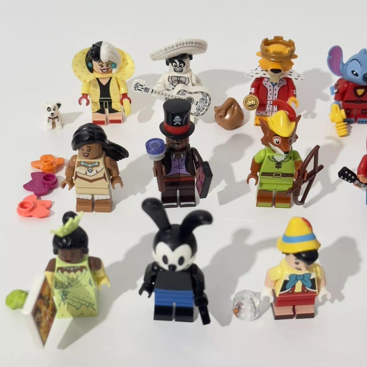 Disney Statuette: Neu Collection Disney 100 Minifigures -  18stk – Nuovo (secondo la descrizione) da Glattbrugg venduto da har_jgc7 8