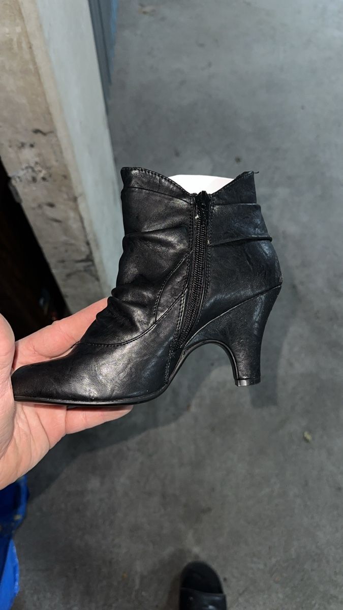 Scarpe da donna: +200 Chaussures femmes / Tailles 35>40 – Nuovo e nell'imballaggio originale da Versoix venduto da FromHumanToGod 3